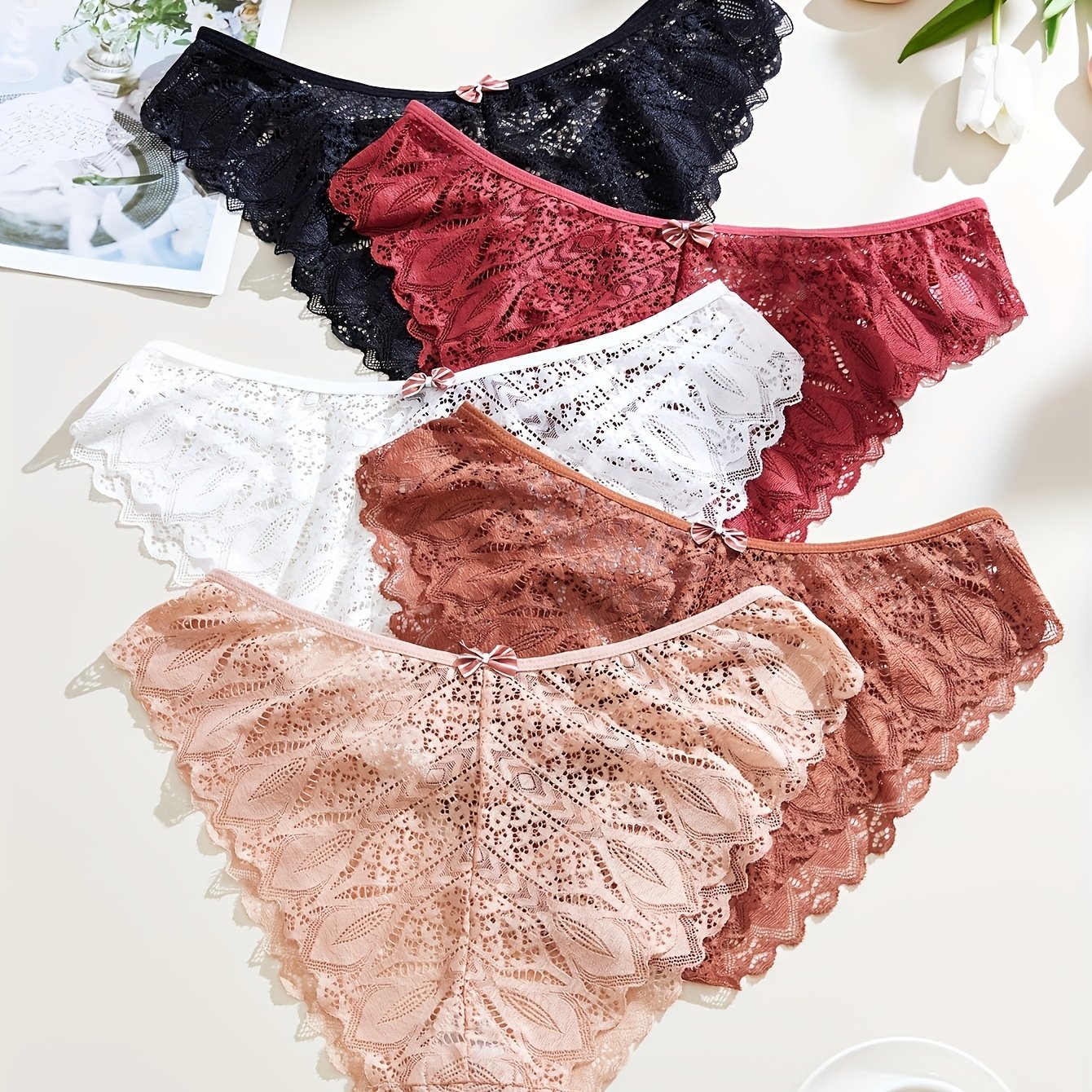 1-Pack Women's Plus Size Underwear - High Elasticity Breathable Lace Trim Sexy Cross-Over Detail Triangle Cut Random Color (Black/Red/White/Pink) - Soft Stretch Comfort for Casual Attire, Plus Size Lingerie, Elegant Lingerie Style, Highelasticity Fabric - NG 3XL